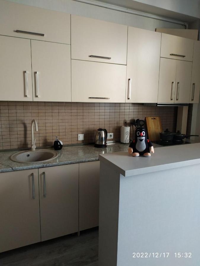 Apartment Sandra Тбилиси Екстериор снимка